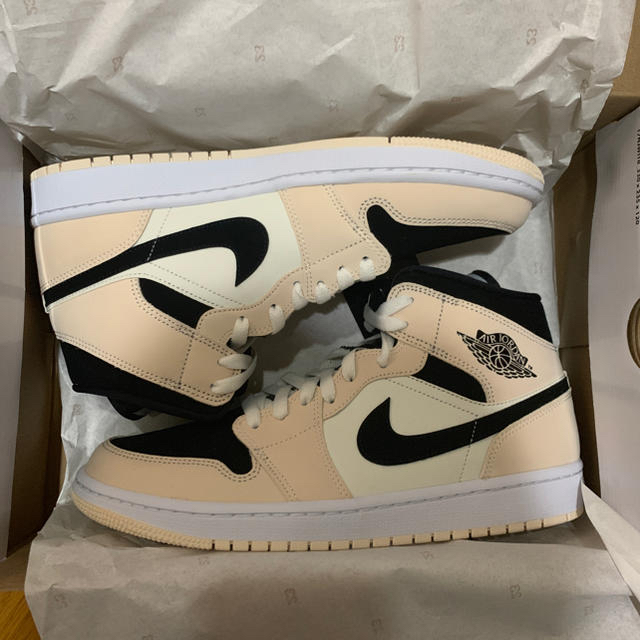 靴/シューズNike Air jordan 1 Mid 28cm