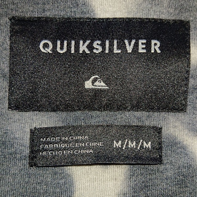 QUIKSILVER(クイックシルバー)の最終価格‼️QUIKSILVAR  パーカー ジャケット メンズのジャケット/アウター(ナイロンジャケット)の商品写真