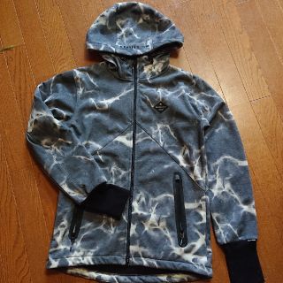 クイックシルバー(QUIKSILVER)の最終価格‼️QUIKSILVAR  パーカー ジャケット(ナイロンジャケット)