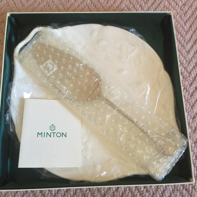 MINTON(ミントン)のミントン 食器 未使用 箱付き インテリア/住まい/日用品のキッチン/食器(食器)の商品写真