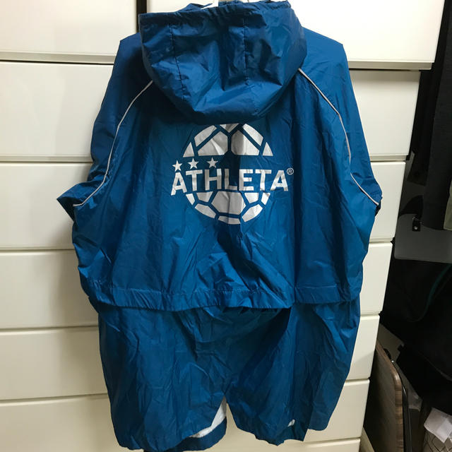 ATHLETA(アスレタ)のジュニア　アスレタ☆レインコート スポーツ/アウトドアのサッカー/フットサル(ウェア)の商品写真