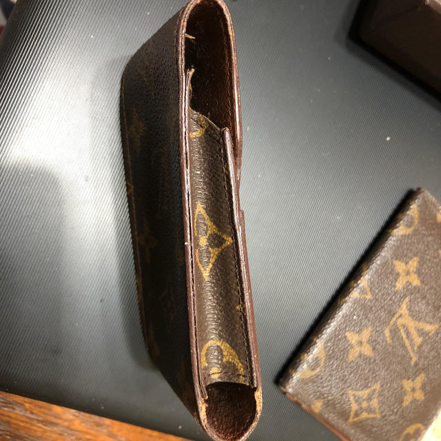 LOUIS VUITTON(ルイヴィトン)のルイヴィトン  タバコケース メンズのファッション小物(タバコグッズ)の商品写真