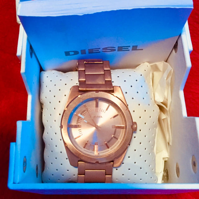 DIESEL(ディーゼル)のTakaion777様専用★DIESEL腕時計ピンクゴールド⌚︎✨ メンズの時計(腕時計(アナログ))の商品写真