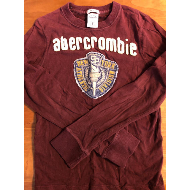 Abercrombie&Fitch(アバクロンビーアンドフィッチ)のAbercrombie & Fitch 4点セット　サイズS 140くらい　 キッズ/ベビー/マタニティのキッズ服男の子用(90cm~)(Tシャツ/カットソー)の商品写真