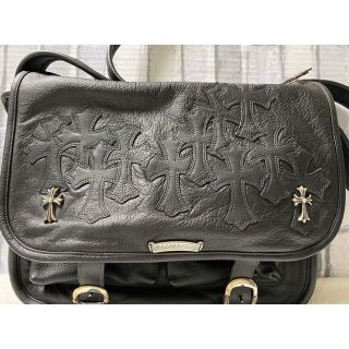 クロムハーツ(Chrome Hearts)のクロムハーツ レザー メッセンジャーバッグ CHクロス レザーセメタリーパッチ(メッセンジャーバッグ)