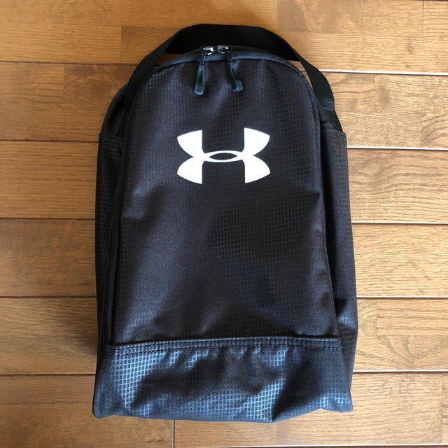 UNDER ARMOUR(アンダーアーマー)のアンダーアーマー　シューズケース　ブラック スポーツ/アウトドアのトレーニング/エクササイズ(トレーニング用品)の商品写真