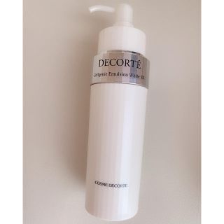 コスメデコルテ(COSME DECORTE)の専用　コスメデコルテ 美白乳液(乳液/ミルク)