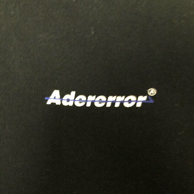 adererror パーカー