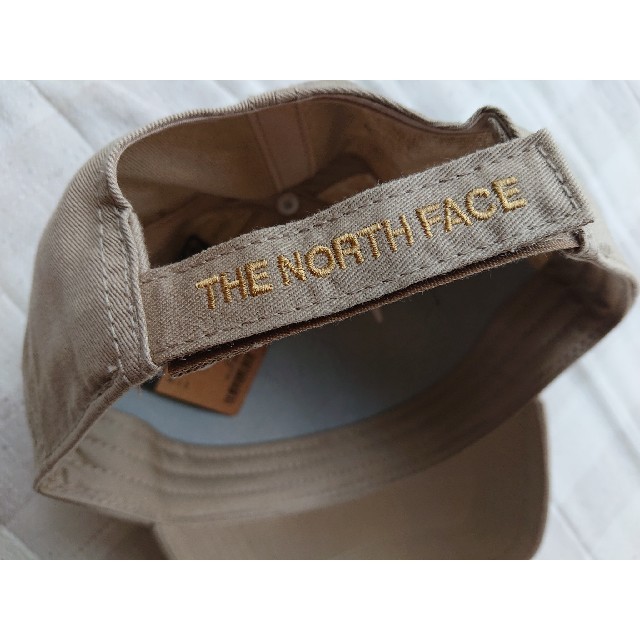 THE NORTH FACE(ザノースフェイス)の新品 ノースフェイス キャップ 帽子 ベージュ メンズの帽子(キャップ)の商品写真