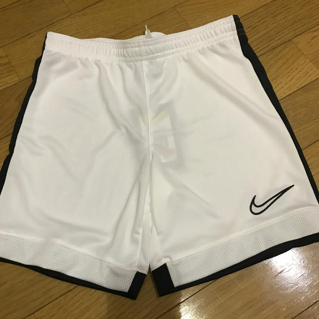 NIKE(ナイキ)のkazuaki様専用。NIKEキッズパンツ キッズ/ベビー/マタニティのキッズ服男の子用(90cm~)(パンツ/スパッツ)の商品写真