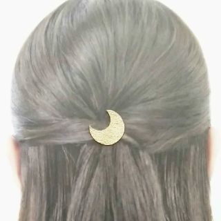 再・真鍮ポニーフック　ヘアーカフ　鎚目　ムーン　三日月　ハンドメイド　新品未使用(ヘアアクセサリー)