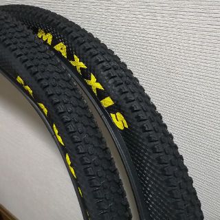 【新品】マキシス MTB タイヤ 2本 26×1.95 535㌘ 26インチ(パーツ)