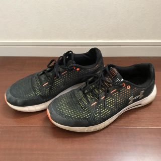 アンダーアーマー(UNDER ARMOUR)のアンダーアーマー　ランニングシューズ　スニーカー  26cm(スニーカー)