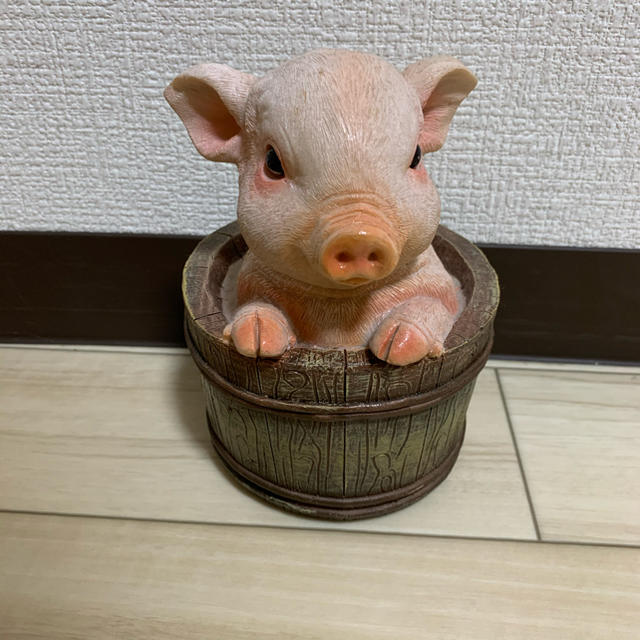 インテリア小物豚の貯金箱