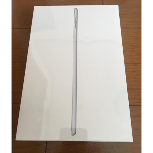 【新品未開封】ipad mini5 64GB wifiモデル　シルバーPC/タブレット