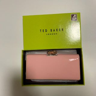 テッドベイカー(TED BAKER)の【新品未使用箱付き】TED BAKER テッドベーカー 長財布 白/ピンク(財布)