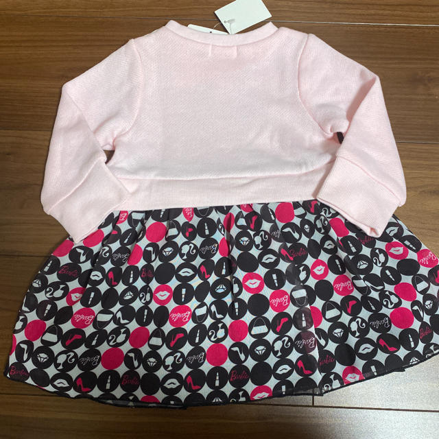 Barbie(バービー)の新品　バービー  ボリュームスカートワンピース　90cm キッズ/ベビー/マタニティのキッズ服女の子用(90cm~)(ワンピース)の商品写真