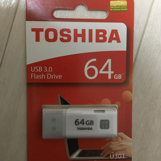 トウシバ(東芝)のusbメモリ 64gb TOSHIBA 東芝 USB3.0(PC周辺機器)