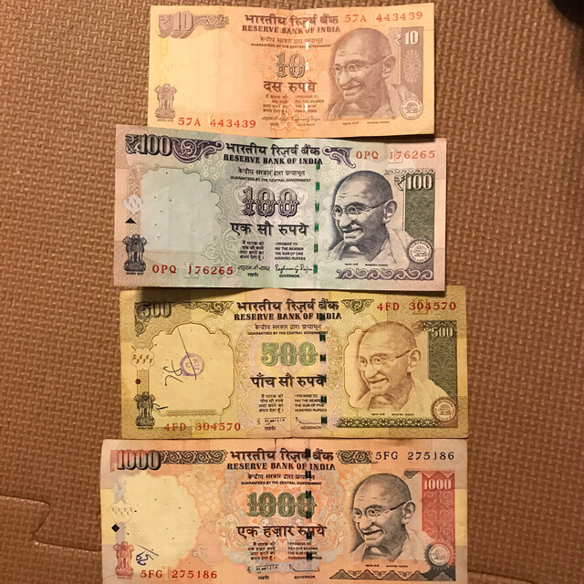 インド旧紙幣 1000ルピー札 ４枚 楽天市場】インド紙幣 1000ルピー 未使用 ピン札 ガンジー 世界