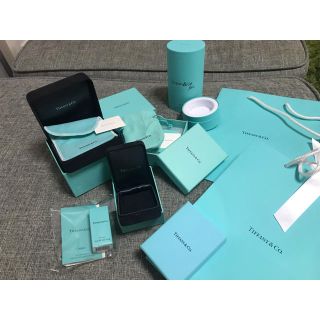 ティファニー(Tiffany & Co.)のTiffanyの箱と袋と香水(ショップ袋)