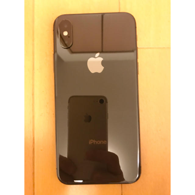 iPhone(アイフォーン)の【美品】iPhone X 64GB SIMフリー スペースグレイ 即日発送 スマホ/家電/カメラのスマートフォン/携帯電話(スマートフォン本体)の商品写真