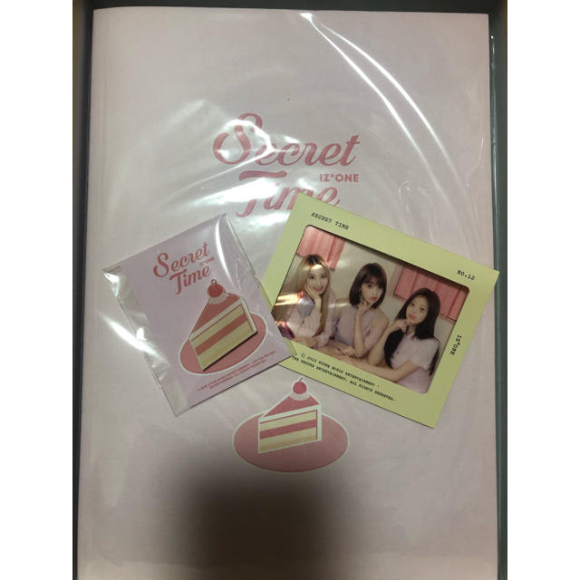 AKB48(エーケービーフォーティーエイト)のIZ*ONE  アイズワン SECRETTIME エンタメ/ホビーのCD(K-POP/アジア)の商品写真