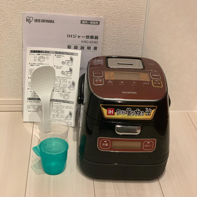 アイリスオーヤマ - アイリスオーヤマ 炊飯器3合炊き KRC-ID30-Rの通販