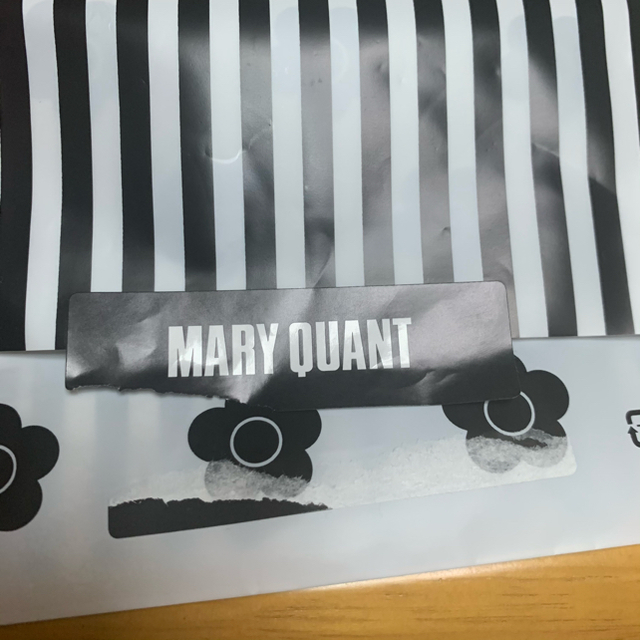 MARY QUANT(マリークワント)のMARY QUANT キューブモチーフピアス(ゴールド) レディースのアクセサリー(ピアス)の商品写真