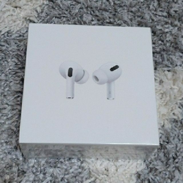 AirPods Pro エアポッツプロ MWP22J/A