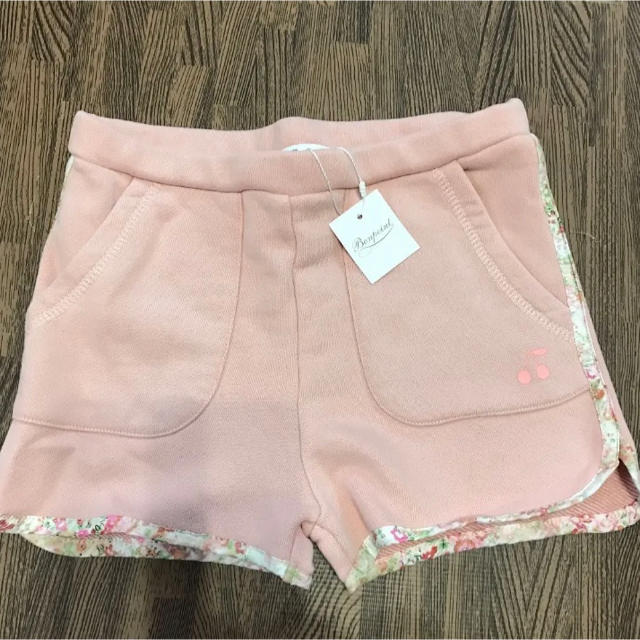 Bonpoint(ボンポワン)の新品未使用 Bonpoint スウェット ショートパンツ 6A キッズ/ベビー/マタニティのキッズ服女の子用(90cm~)(パンツ/スパッツ)の商品写真