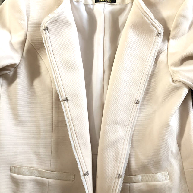 INED(イネド)のINED ノーカラージャケット レディースのジャケット/アウター(ノーカラージャケット)の商品写真