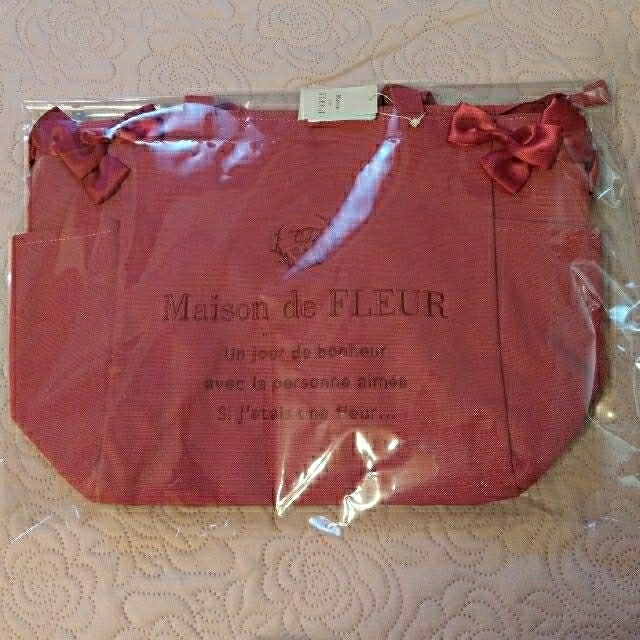 Maison de FLEUR(メゾンドフルール)の♡monaka様10日まで専用♡ レディースのバッグ(トートバッグ)の商品写真