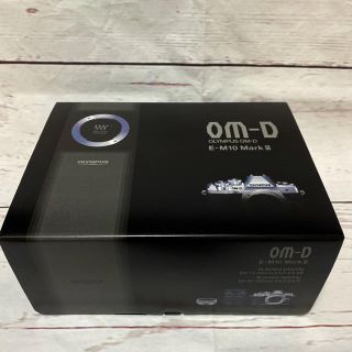 オリンパス(OLYMPUS)の《新品未使用》オリンパス　OM-D E-M10 MarkⅢ EZ Wズームキット(デジタル一眼)