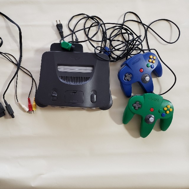 NINTENDO 64(ニンテンドウ64)のニンテンドー64セット エンタメ/ホビーのゲームソフト/ゲーム機本体(家庭用ゲーム機本体)の商品写真