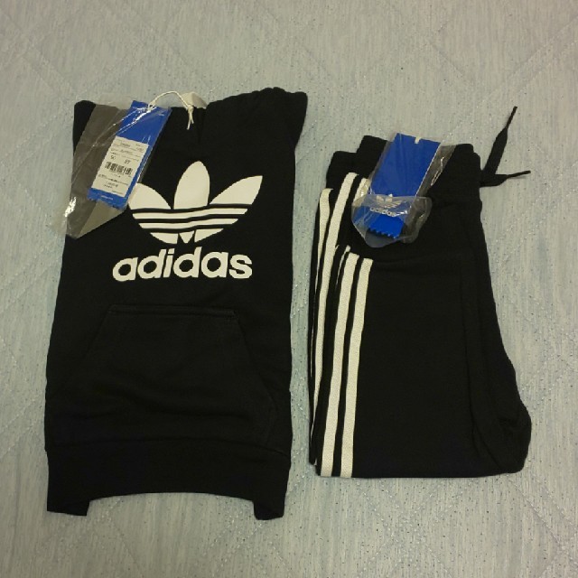 adidas(アディダス)のアディダス セットアップ キッズ キッズ/ベビー/マタニティのキッズ服男の子用(90cm~)(その他)の商品写真