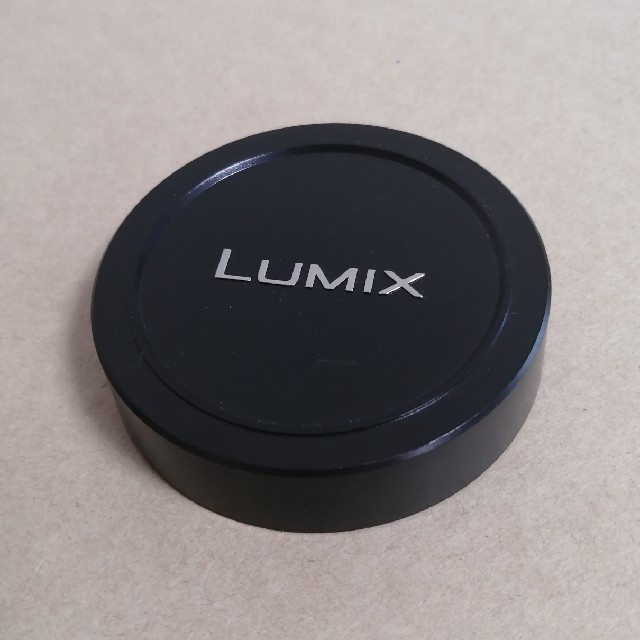Panasonic(パナソニック)のLumix 7-14mmレンズキャップ（前） スマホ/家電/カメラのカメラ(レンズ(単焦点))の商品写真