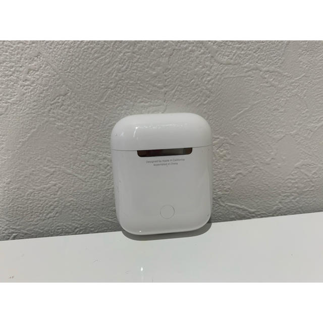 Apple(アップル)のApple airpods 第一世代 ※充電ケース スマホ/家電/カメラのオーディオ機器(ヘッドフォン/イヤフォン)の商品写真