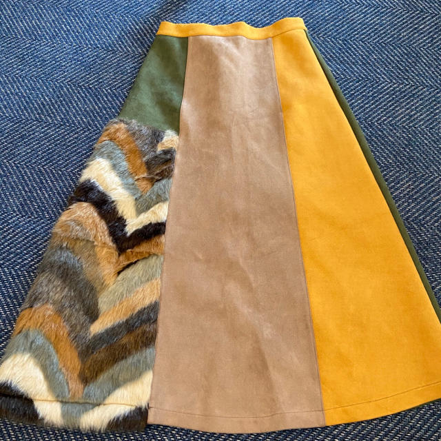 処分値下げ！エコファー×スエードミックス配色スカート☆ レディースのスカート(ロングスカート)の商品写真
