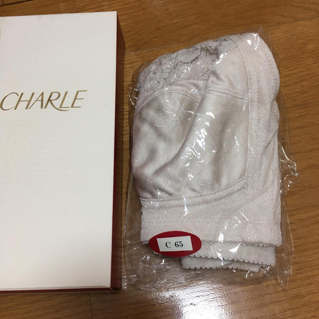 シャルレ(シャルレ)のシャルレ☆ブラジャー☆C65サイズ レディースの下着/アンダーウェア(その他)の商品写真