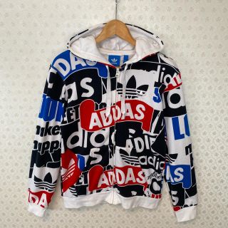 ✨SALE中✨　adidas　アディダス　カラフルプリント　秋　パーカー