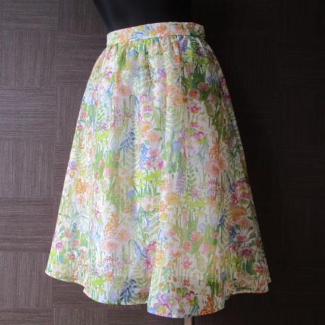SHIPS(シップス)のシップス SHIPS 花柄 スカート 36 日本製 美品 レディースのスカート(ひざ丈スカート)の商品写真