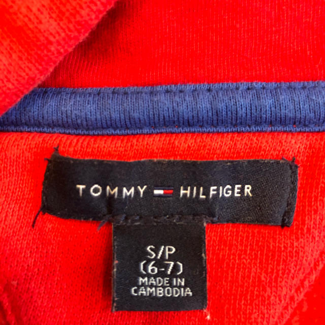 TOMMY HILFIGER(トミーヒルフィガー)のTommy H ilfigerパーカー キッズ/ベビー/マタニティのキッズ服男の子用(90cm~)(ジャケット/上着)の商品写真