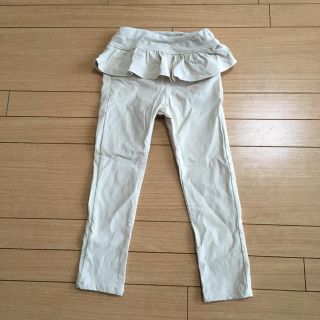 ベベ(BeBe)のSLAP SLIP 110 キッズ 女の子 ストレッチ ウエストフリルパンツ(パンツ/スパッツ)