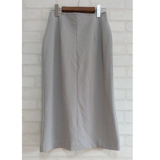 トッコ(tocco)の【春物先取り】美品  tocco  新品タグ付き  淡グレーロングタイトスカート(ロングスカート)