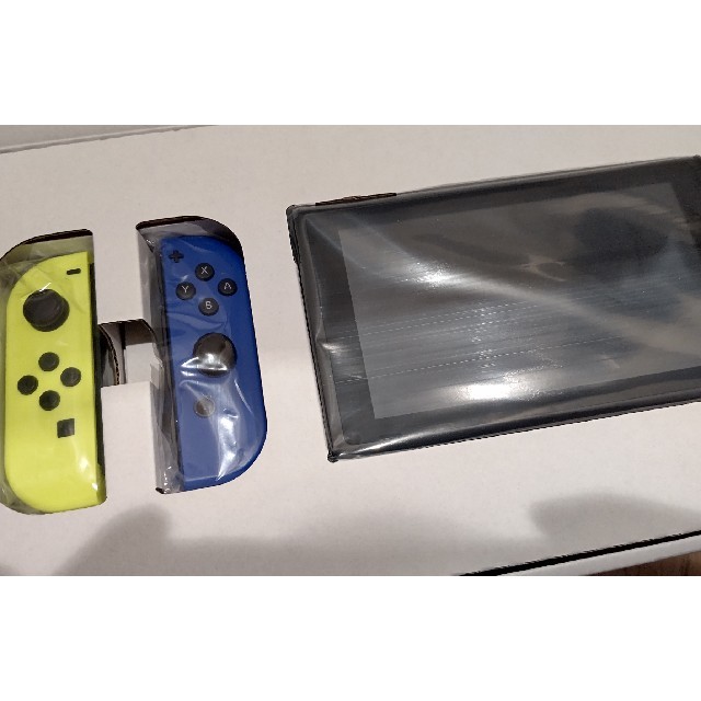 Nintendo Switch(L)ネオンイエロー/(R)ブルー