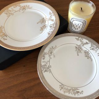 ウェッジウッド(WEDGWOOD)の【新品未使用】ウェッジウッド　ゴールド&シルバー　プレート(食器)