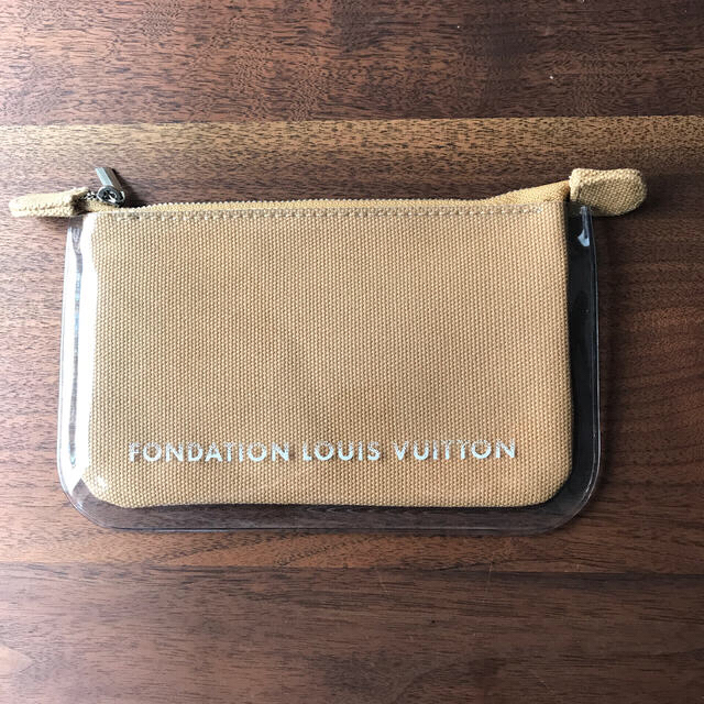 LOUIS VUITTON(ルイヴィトン)のルイヴィトン　FONDATION  LOUIS VUITTON   ポーチ レディースのファッション小物(ポーチ)の商品写真