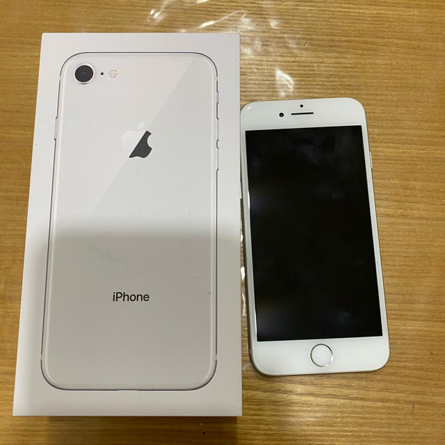 iPhone8 64GB SIMフリー 中古 シルバー スマホ/家電/カメラ ...