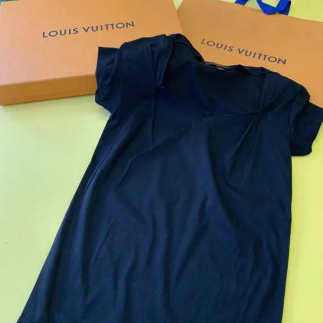 LOUIS VUITTON(ルイヴィトン)のLOUIS VUITTON   Tシャツ　レディース レディースのトップス(Tシャツ(半袖/袖なし))の商品写真