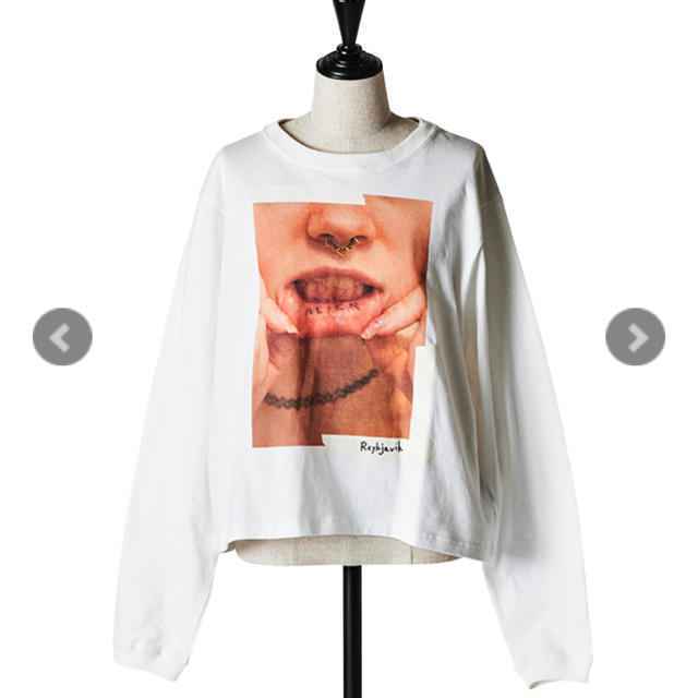 BARNEYS NEW YORK(バーニーズニューヨーク)のRUMCHE  レディースのトップス(Tシャツ(長袖/七分))の商品写真